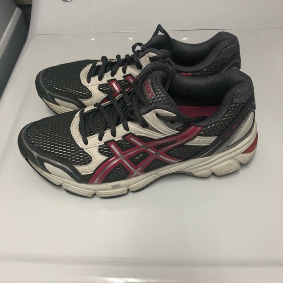 ASICS Gel 180-TR Women’s Running Shoes. Size 7 in great condition! - Picture 2 of 6